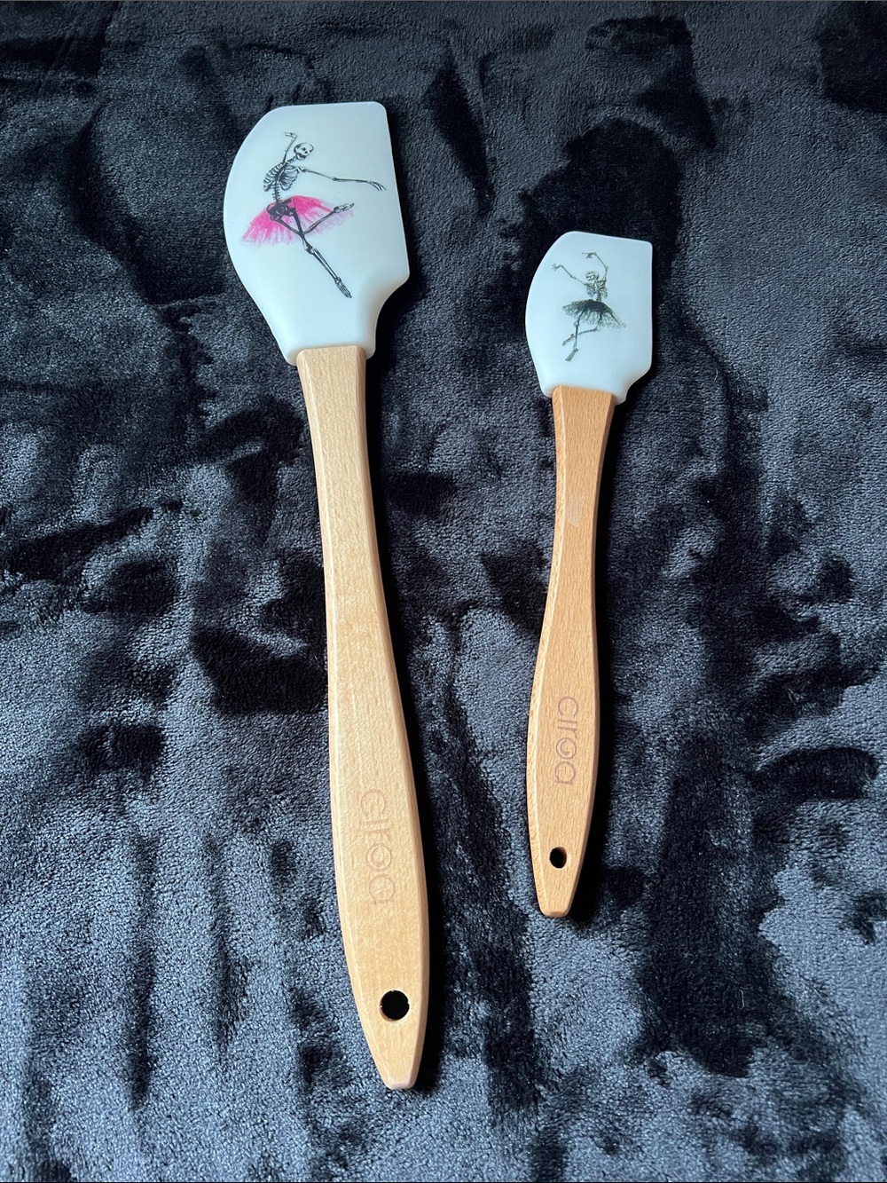 Ciroa White Silicone Spatula Set with Pink Accent